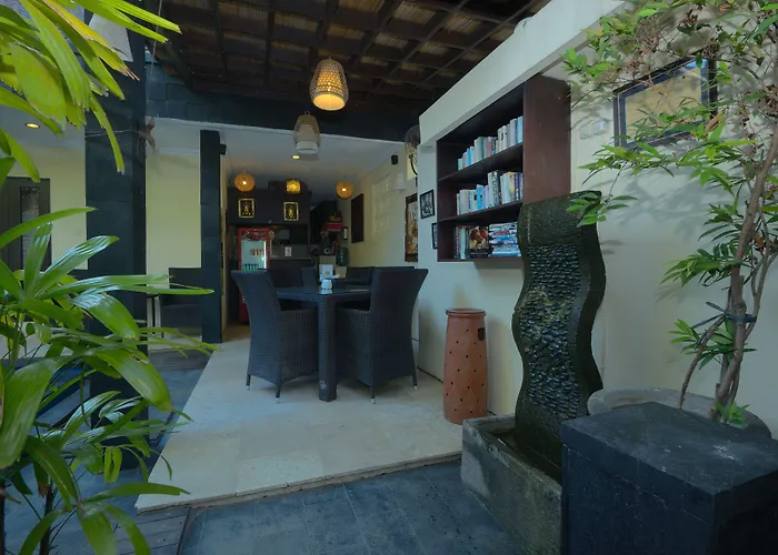 Legian Hotel Kuta (Bali)